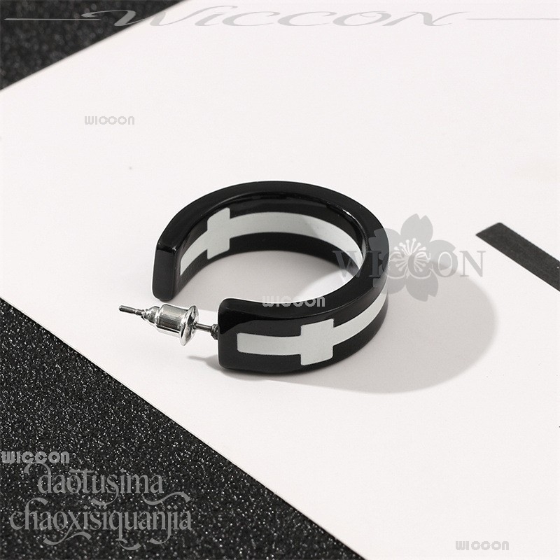 Kostium Kreskówkowy Wisiorek M – Anime Manga Merchandise recenzja i cena